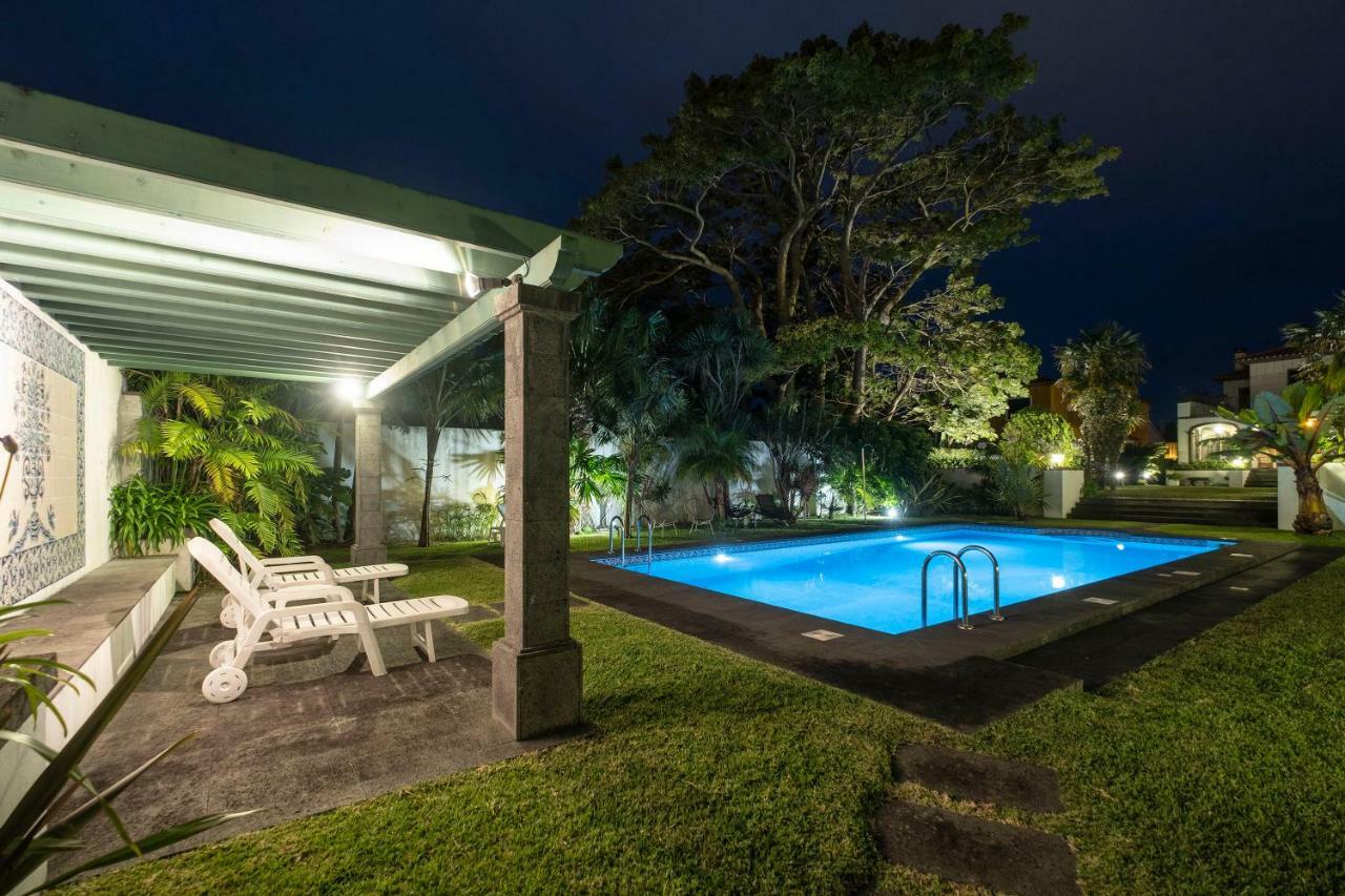 Casa Dos Agapantos Apartment ปอนตาเดลกาดา ภายนอก รูปภาพ